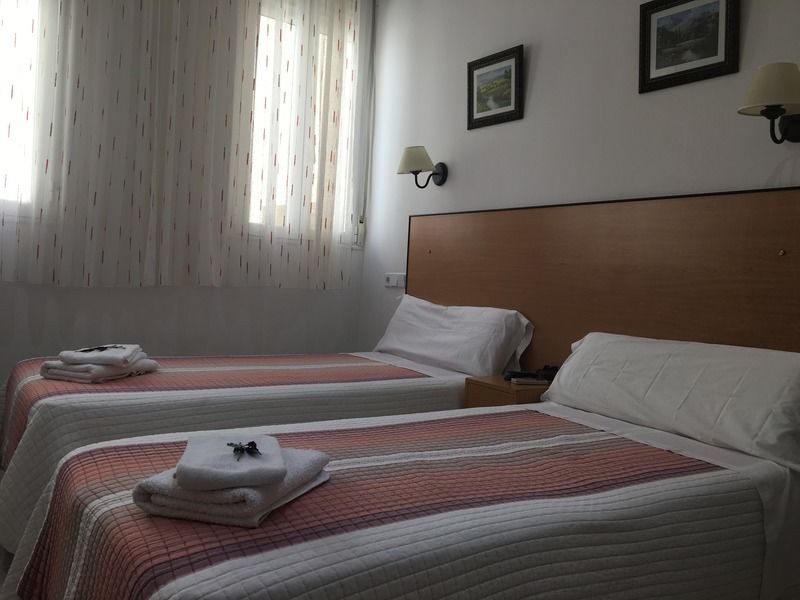 Hostal Lido Madrid Exterior foto